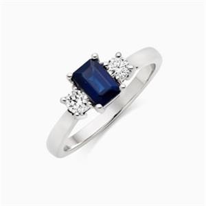 Diamond And Blue Sapphire Ring